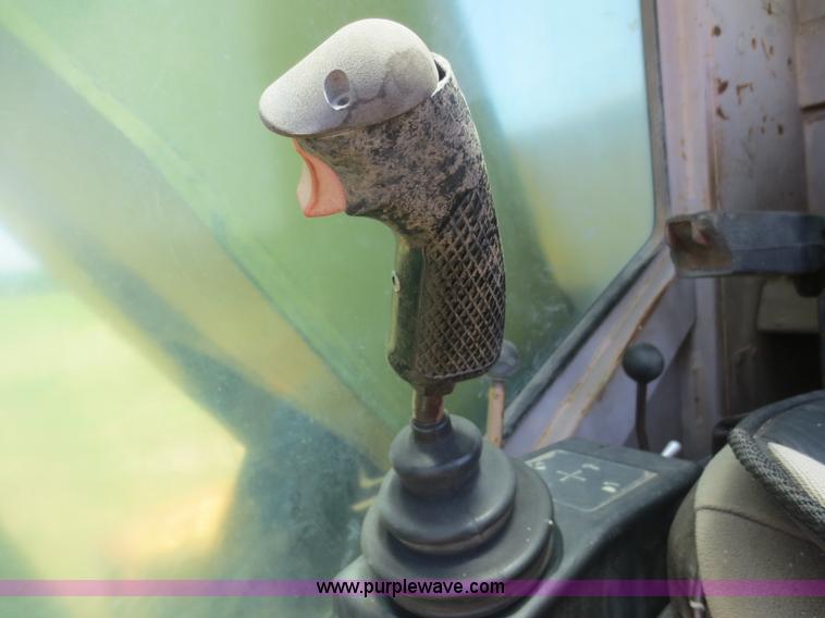 image for item D5864 1986 Caterpillar 225 excavator