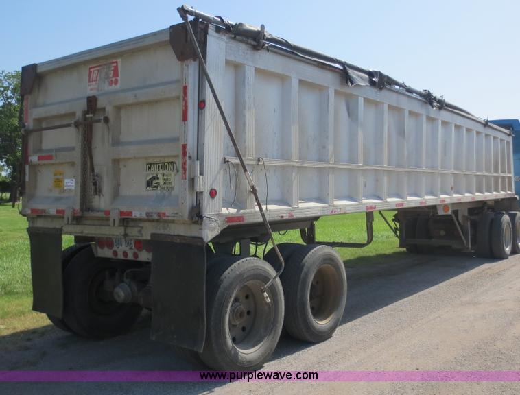 image for item D5867 1989 Travis end dump trailer