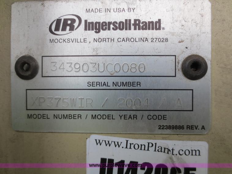 image for item D5982 2004 Ingersoll Rand air compressor