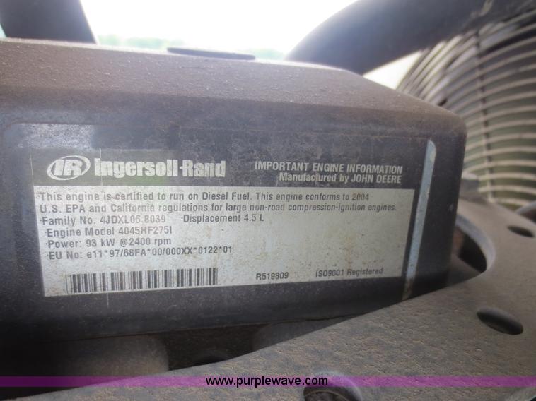 image for item D5982 2004 Ingersoll Rand air compressor