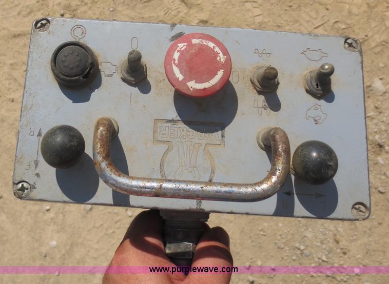 image for item D5985 1997 Wacker RT820 vibrating trench compactor