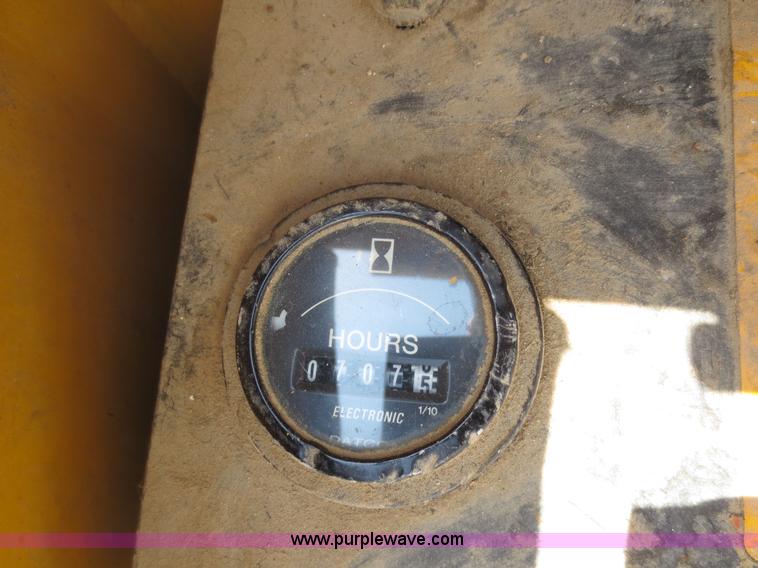 image for item D5985 1997 Wacker RT820 vibrating trench compactor