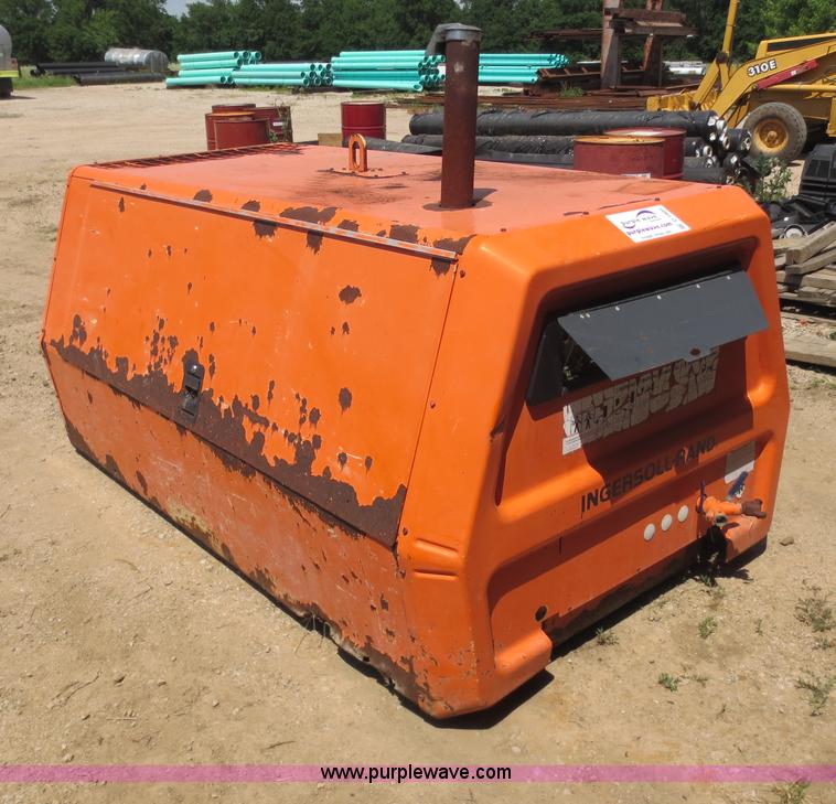 image for item D5986 Ingersoll Rand air compressor
