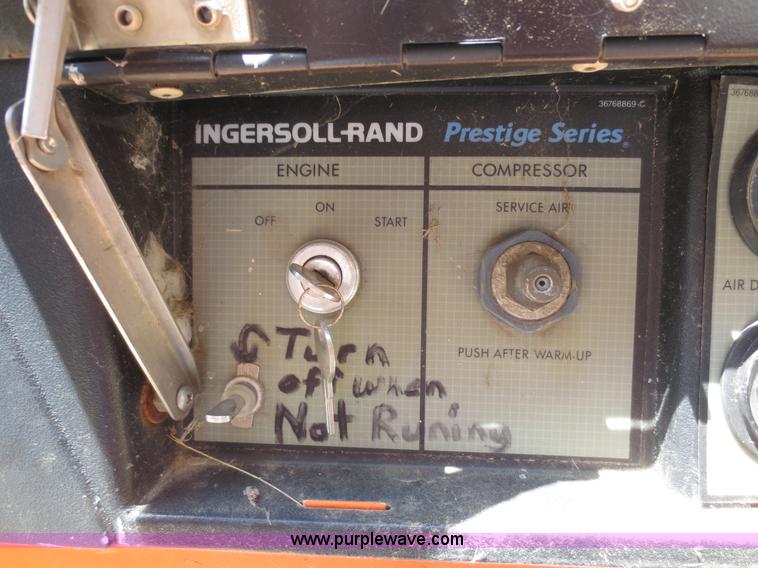 image for item D5986 Ingersoll Rand air compressor