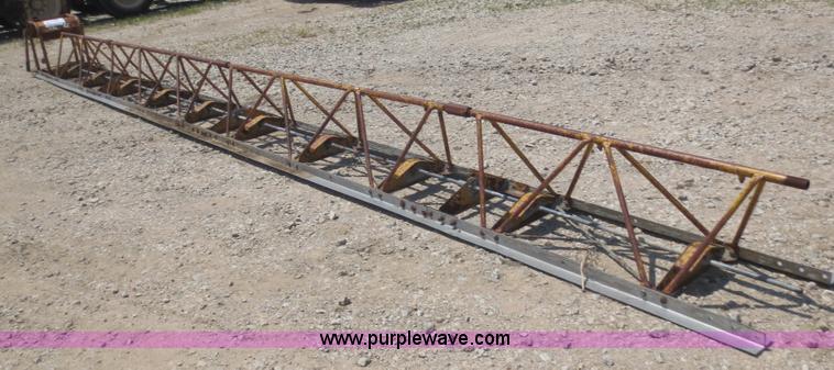 image for item D5988 (2) Gomaco concrete screed