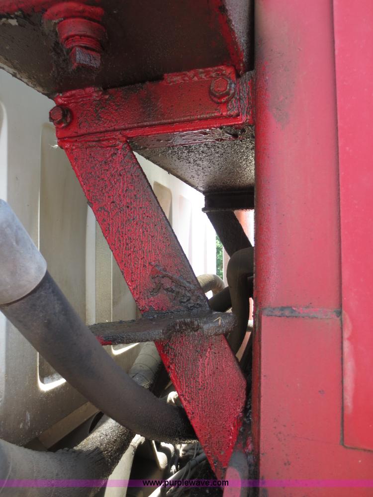 image for item D5992 1994 GMC TopKick boom truck