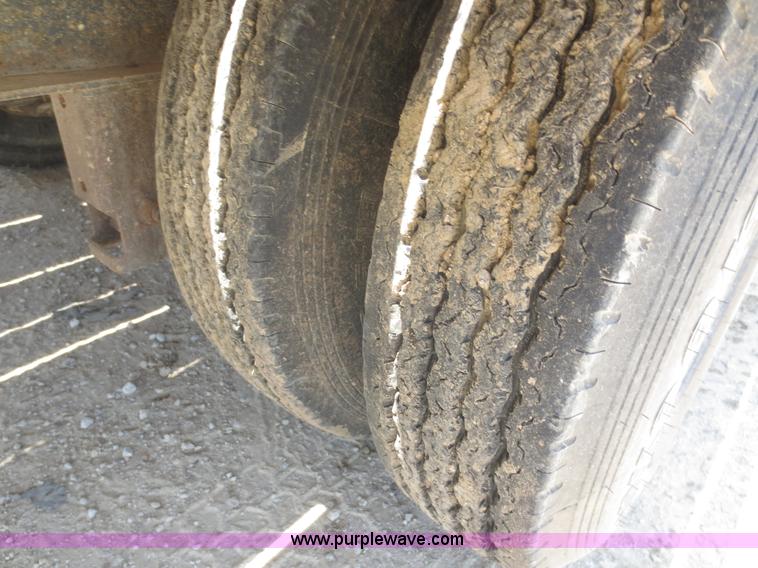 image for item D5993 1996 Hillsboro trailer