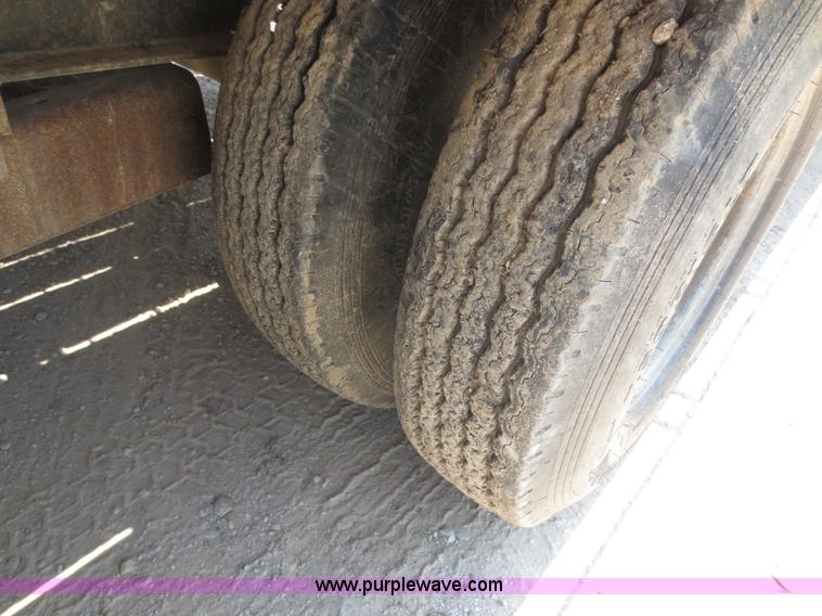 image for item D5993 1996 Hillsboro trailer