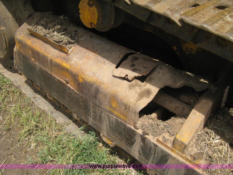 image for item D8388 1978 John Deere 755A track loader