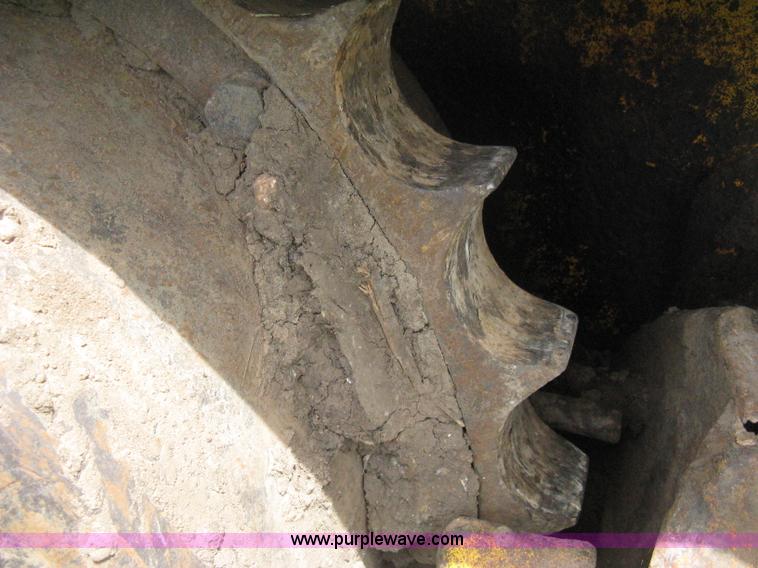 image for item D8388 1978 John Deere 755A track loader