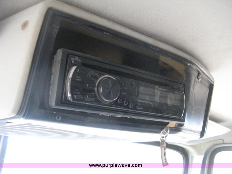 image for item D8389 1985 GMC General semi truck