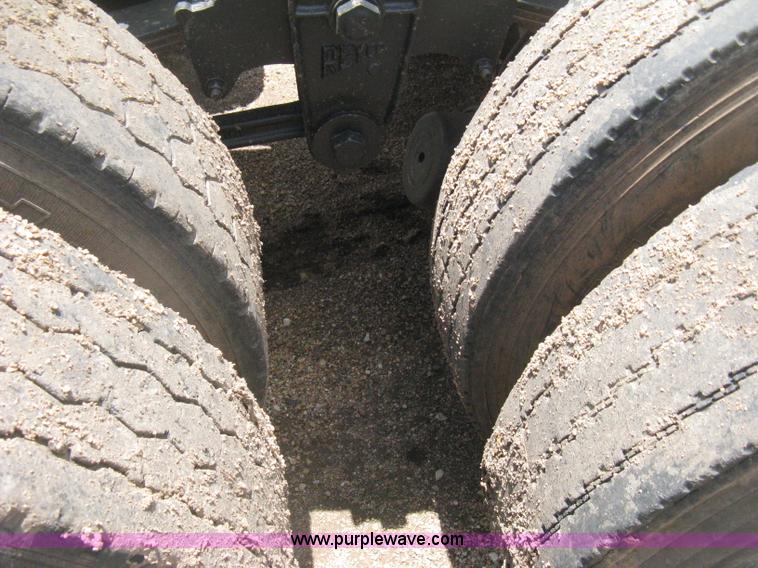 image for item D8389 1985 GMC General semi truck