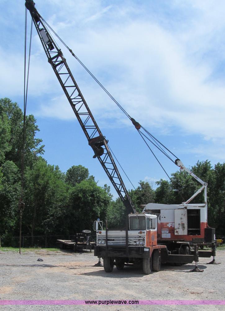 image for item F3206 1970 Link-Belt  HC-78B crane