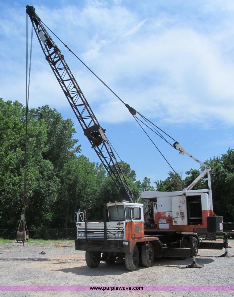 image for item F3206 1970 Link-Belt  HC-78B crane