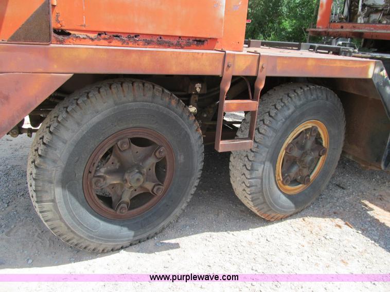 image for item F3206 1970 Link-Belt  HC-78B crane