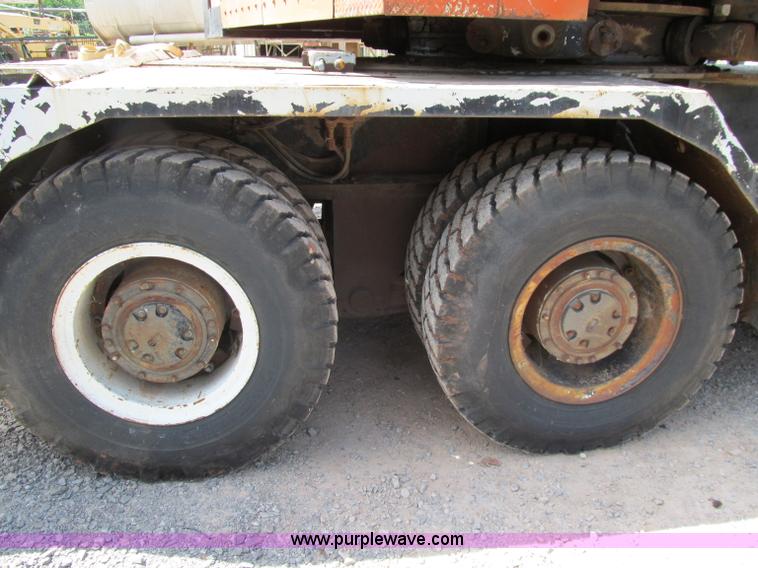 image for item F3206 1970 Link-Belt  HC-78B crane