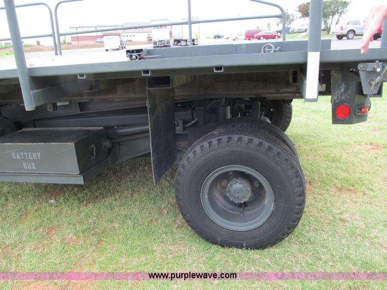 image for item F3207 1985 Emersion A/S32H5A cargo loader