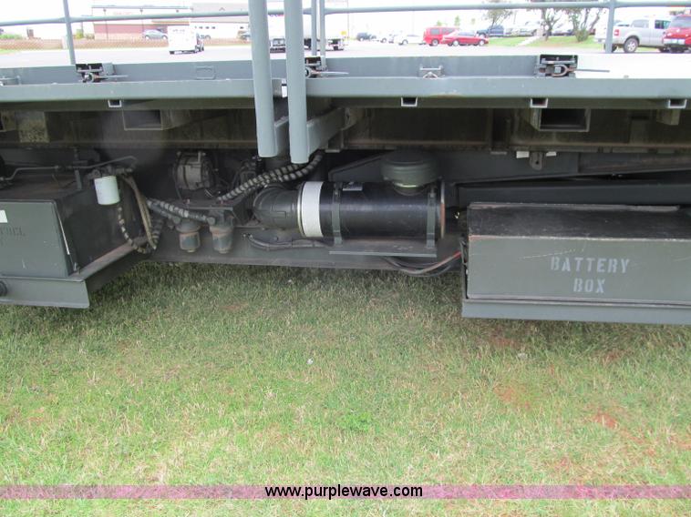 image for item F3207 1985 Emersion A/S32H5A cargo loader