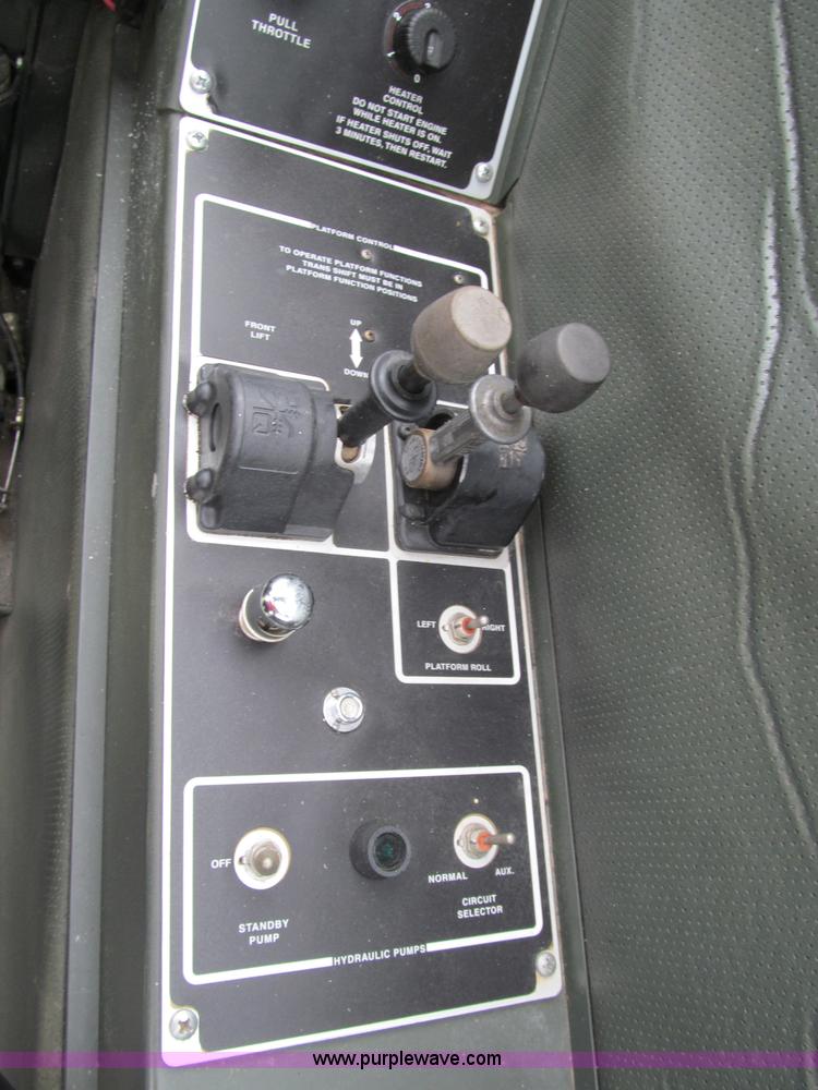 image for item F3207 1985 Emersion A/S32H5A cargo loader