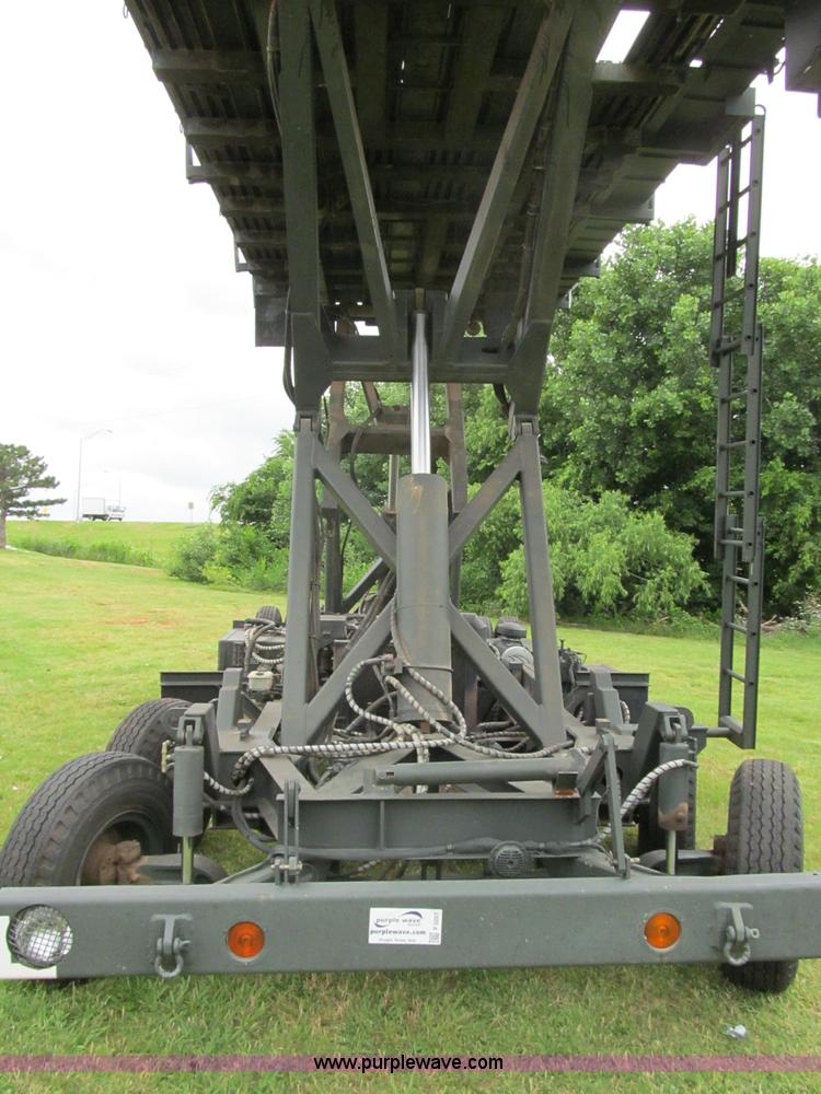 image for item F3207 1985 Emersion A/S32H5A cargo loader