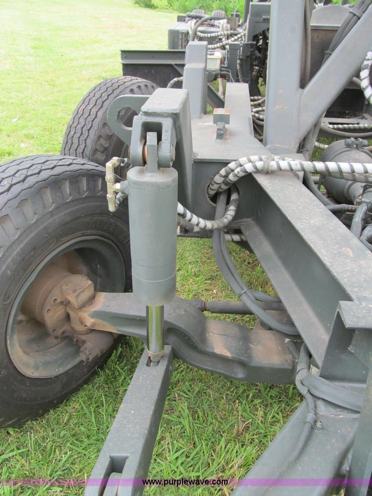 image for item F3207 1985 Emersion A/S32H5A cargo loader