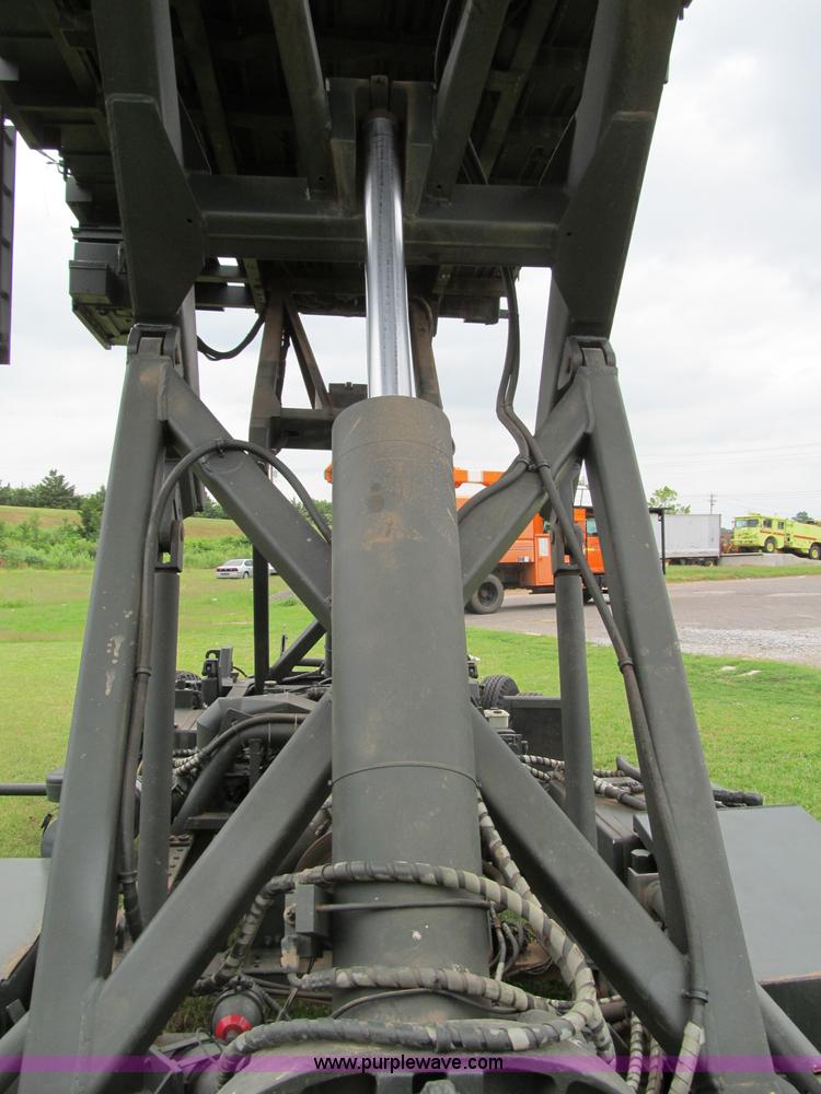 image for item F3207 1985 Emersion A/S32H5A cargo loader