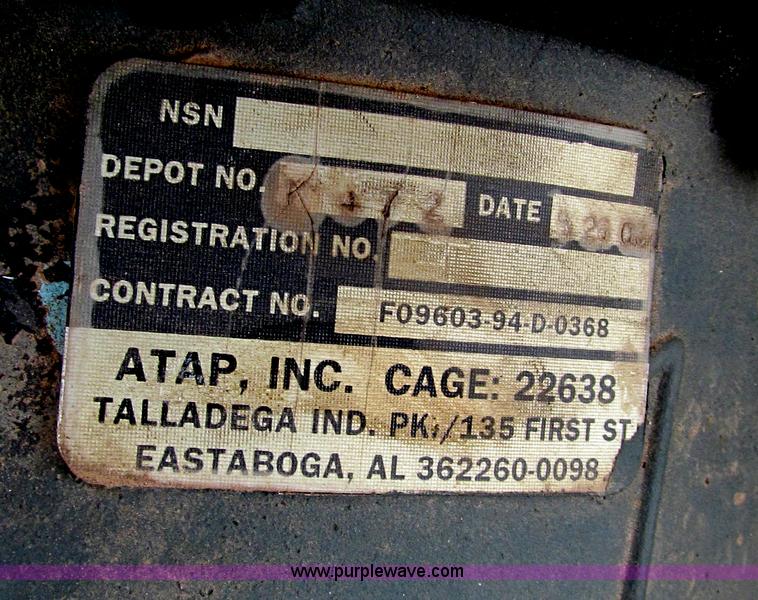 image for item F3207 1985 Emersion A/S32H5A cargo loader