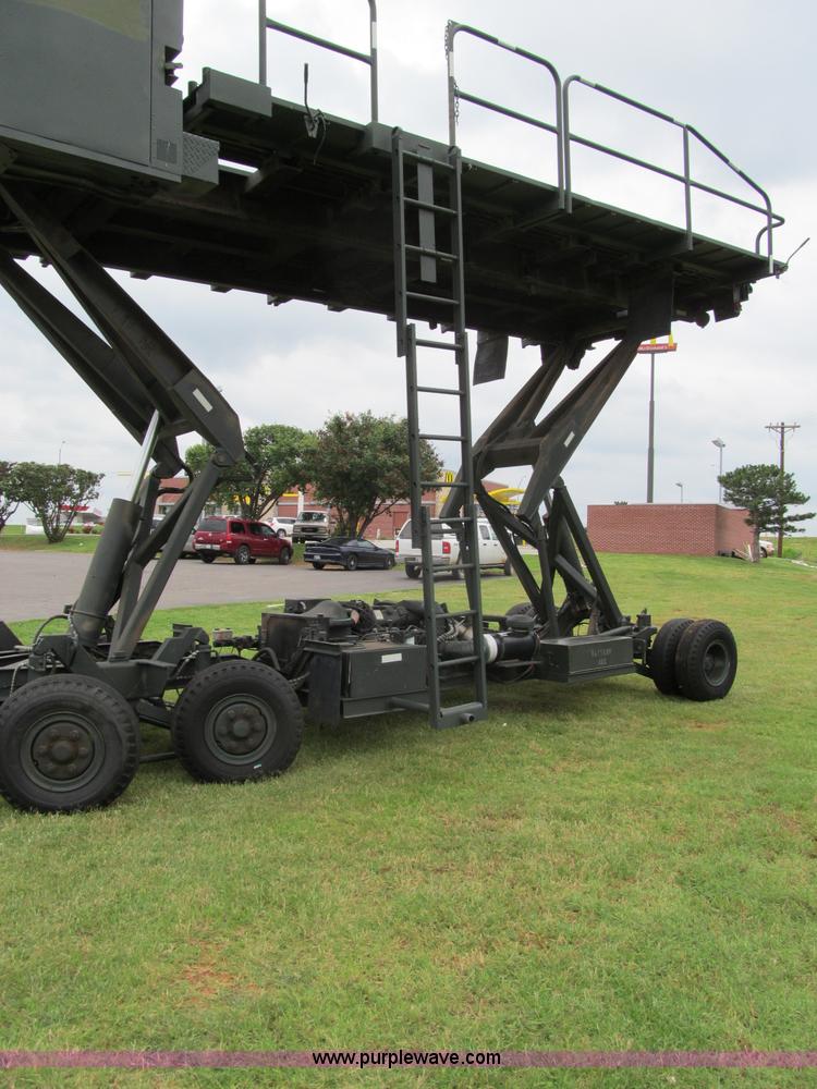 image for item F3207 1985 Emersion A/S32H5A cargo loader