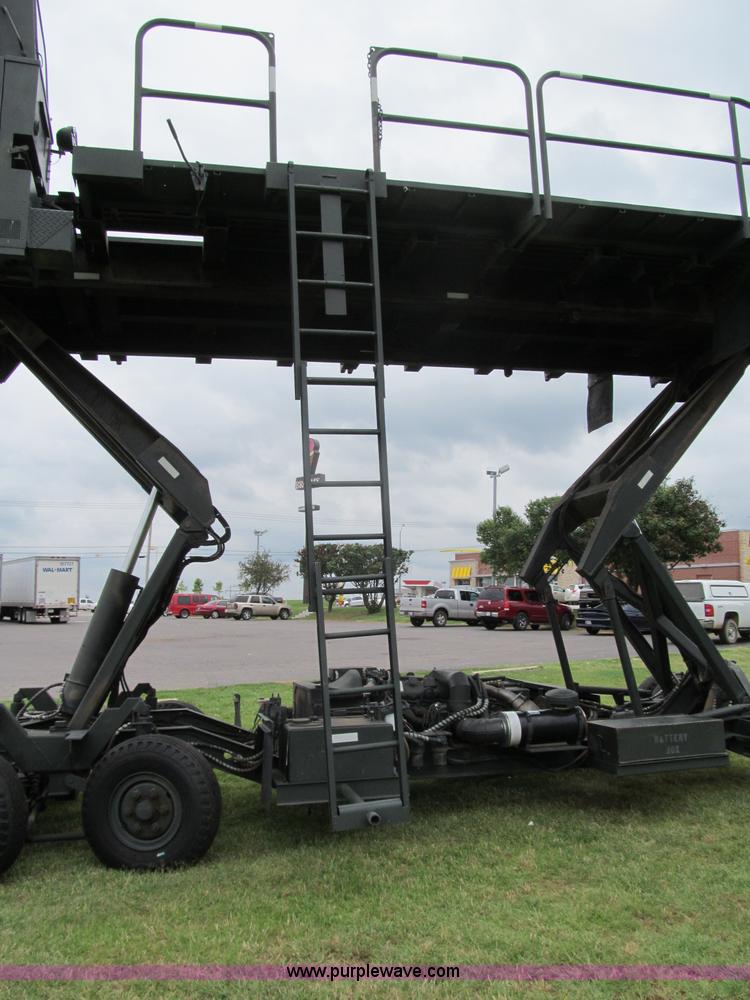 image for item F3207 1985 Emersion A/S32H5A cargo loader