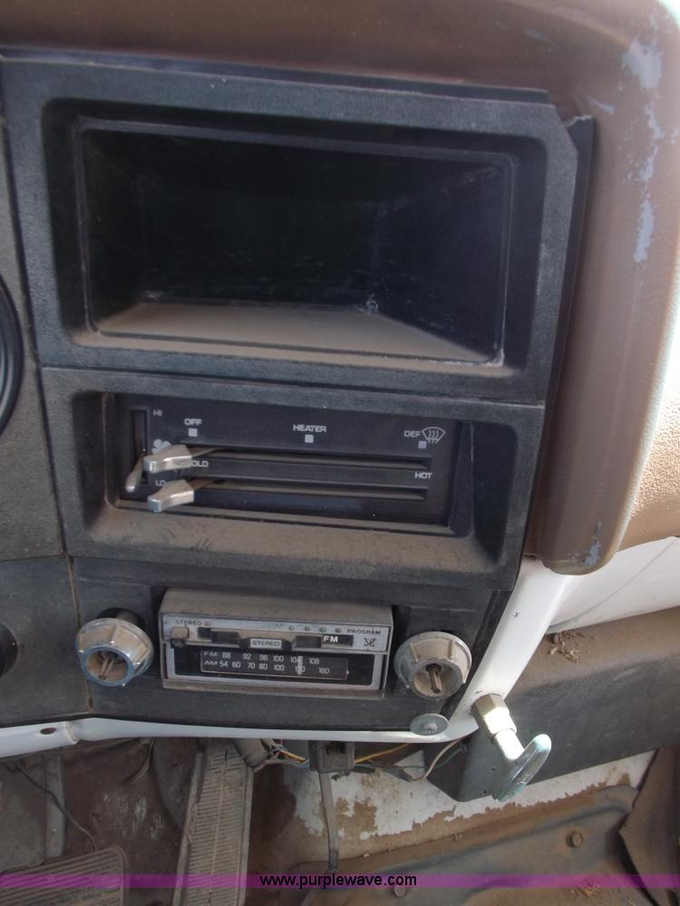 image for item F8729 1984 GMC TopKick oilfield truck