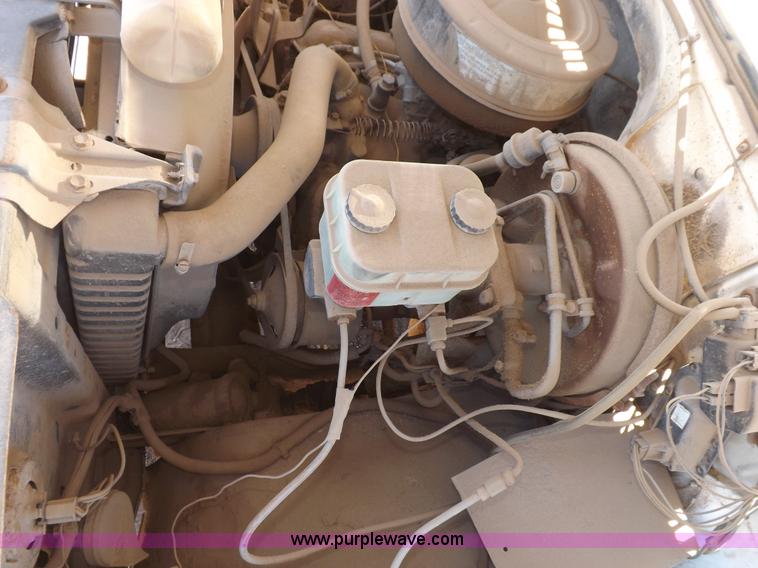 image for item F8729 1984 GMC TopKick oilfield truck