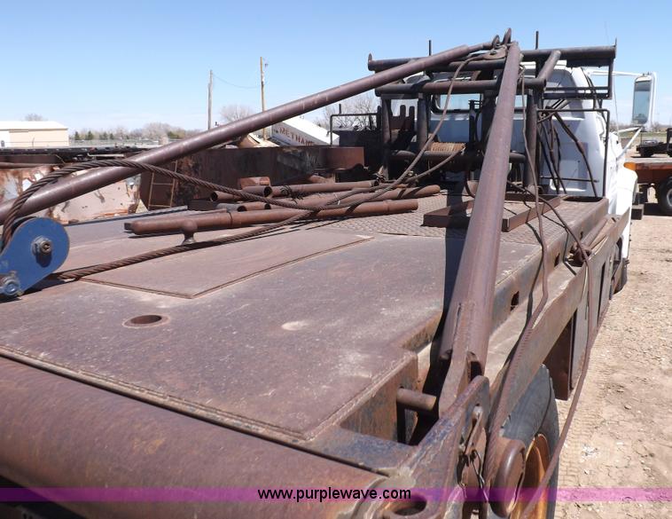 image for item F8729 1984 GMC TopKick oilfield truck