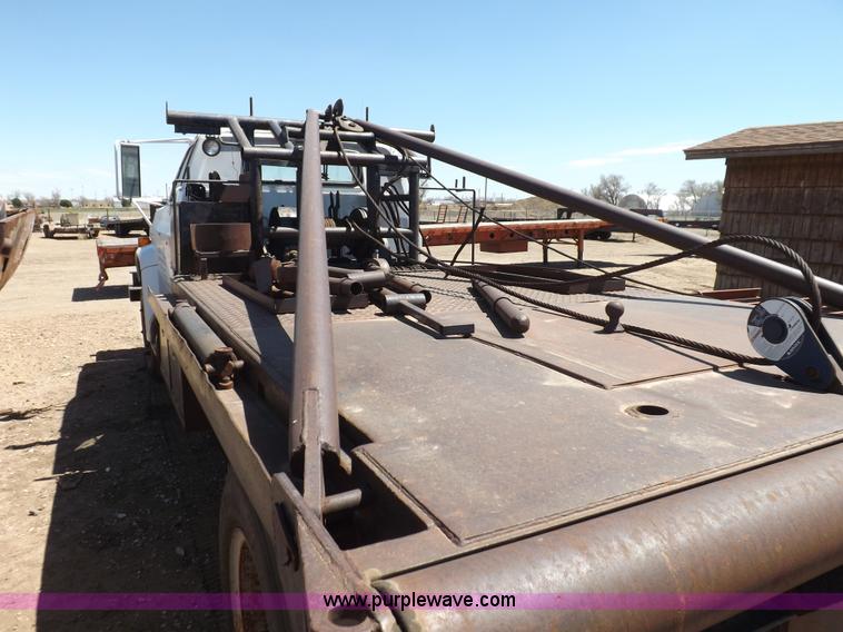 image for item F8729 1984 GMC TopKick oilfield truck