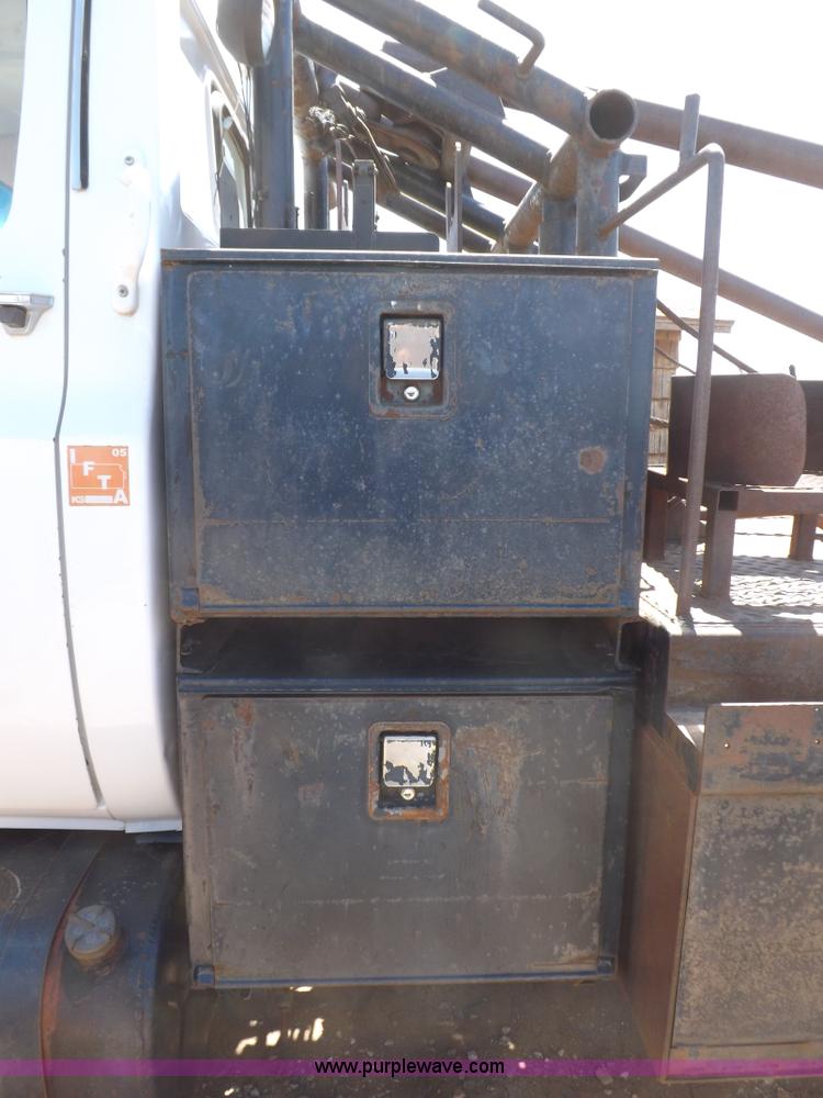 image for item F8729 1984 GMC TopKick oilfield truck