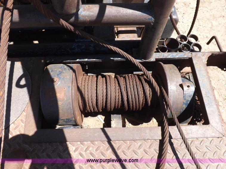 image for item F8729 1984 GMC TopKick oilfield truck