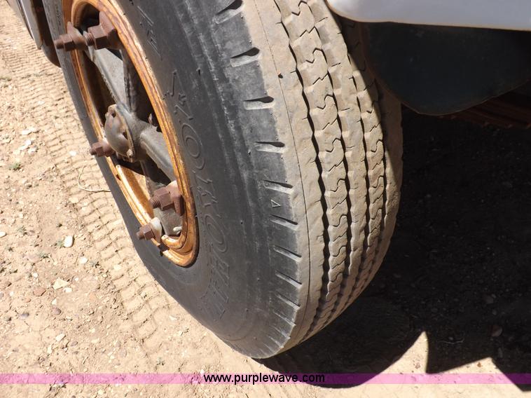 image for item F8729 1984 GMC TopKick oilfield truck