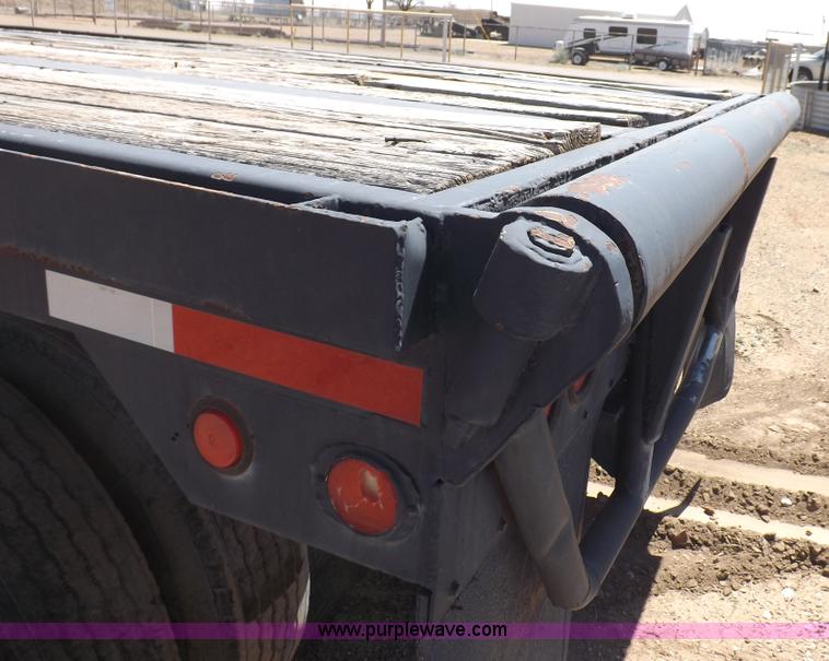 image for item F8730 1968 Lufkin oilfield float tandem axle trailer