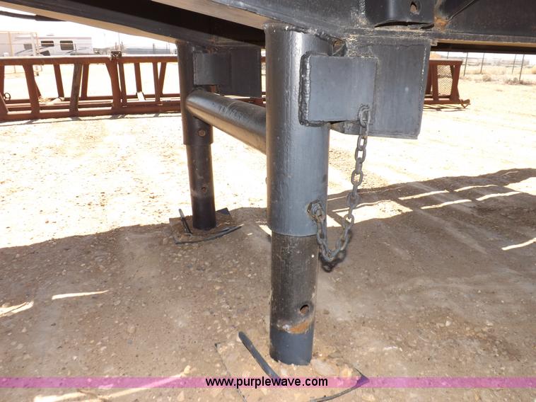 image for item F8730 1968 Lufkin oilfield float tandem axle trailer