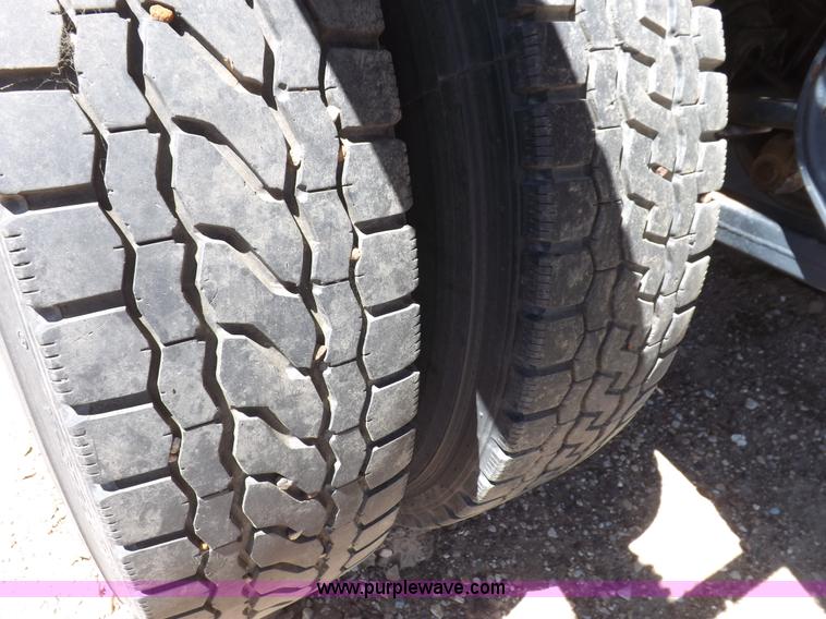 image for item F8730 1968 Lufkin oilfield float tandem axle trailer