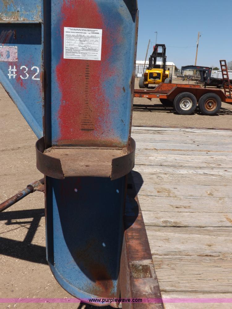 image for item F8732 1976 Broa gooseneck tandem axle trailer