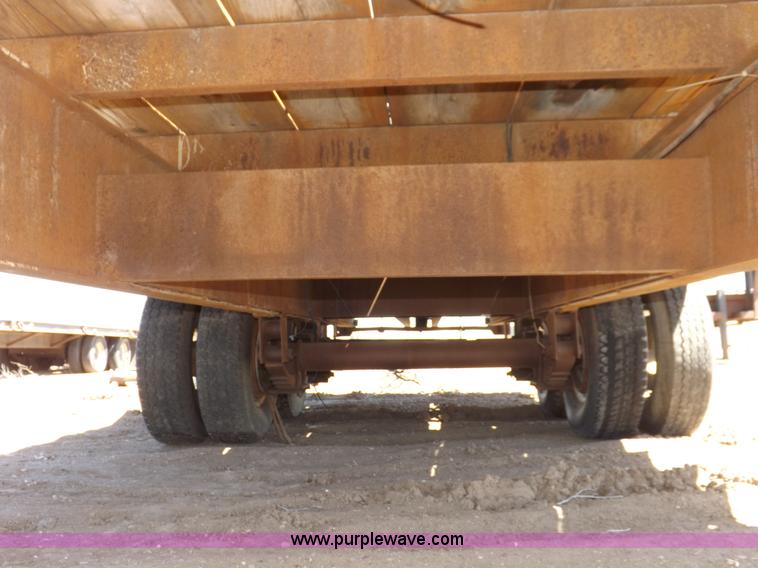 image for item F8732 1976 Broa gooseneck tandem axle trailer