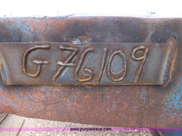 image for item F8732 1976 Broa gooseneck tandem axle trailer