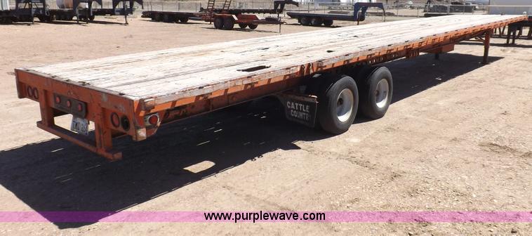 image for item F8736 1996 tandem axle trailer