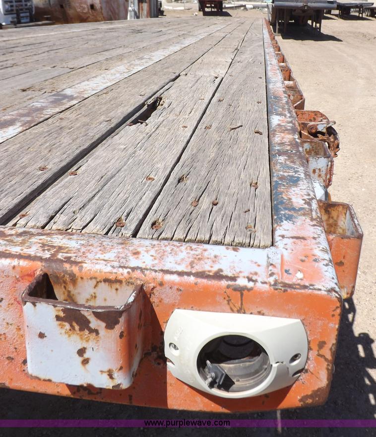 image for item F8736 1996 tandem axle trailer