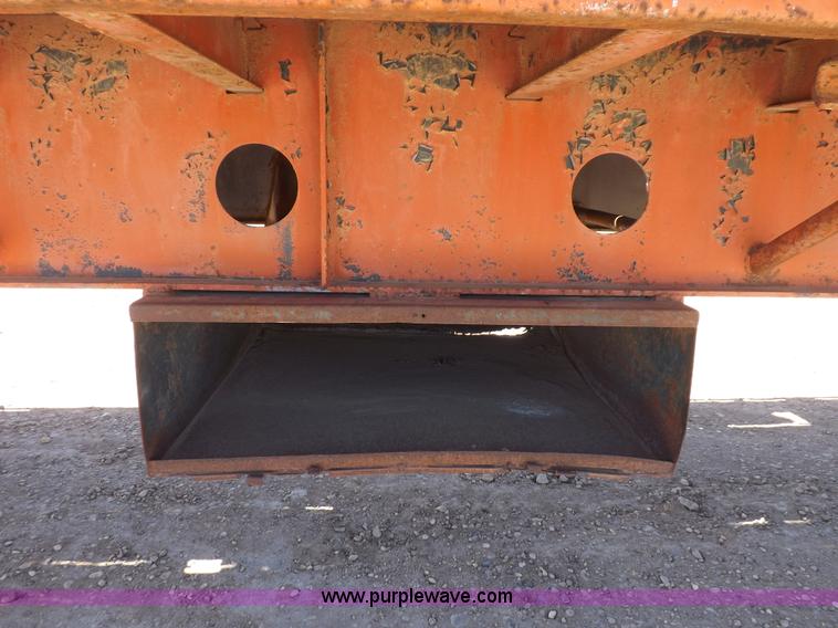 image for item F8736 1996 tandem axle trailer