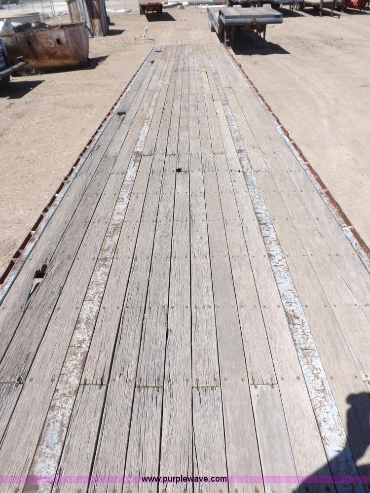 image for item F8736 1996 tandem axle trailer