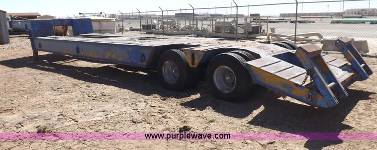 image for item F8738 1981 Load King gooseneck oilfield trailer