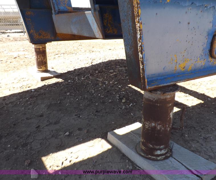 image for item F8738 1981 Load King gooseneck oilfield trailer