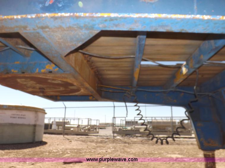 image for item F8738 1981 Load King gooseneck oilfield trailer