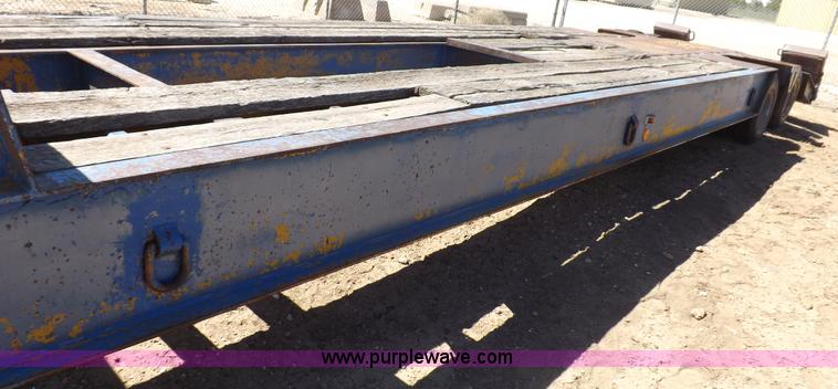 image for item F8738 1981 Load King gooseneck oilfield trailer